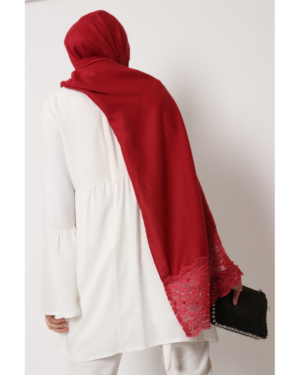 Maxi Hijab Winter Lace and Pearls