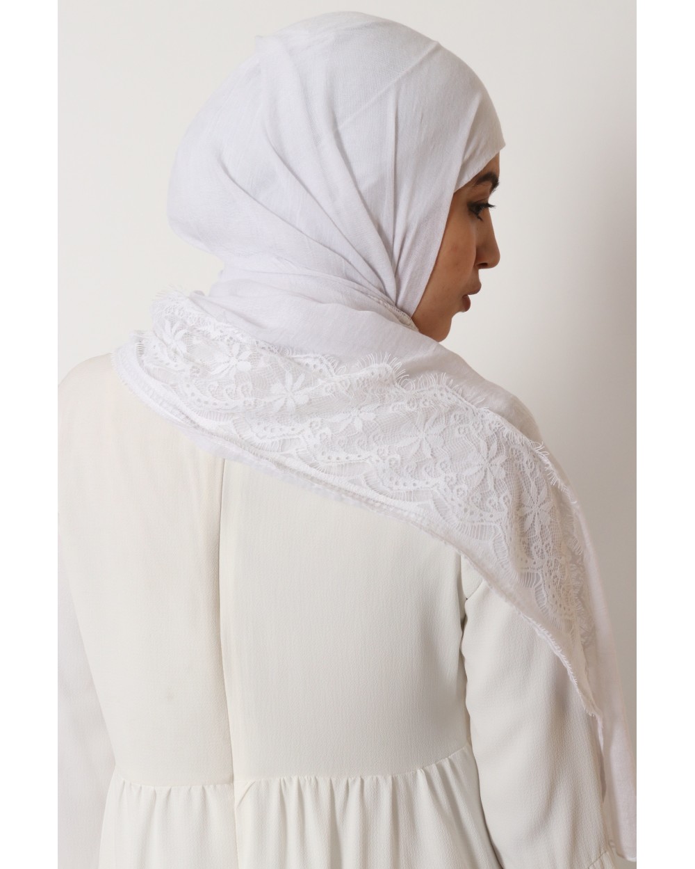 Maxi Classic Hijab with Lace