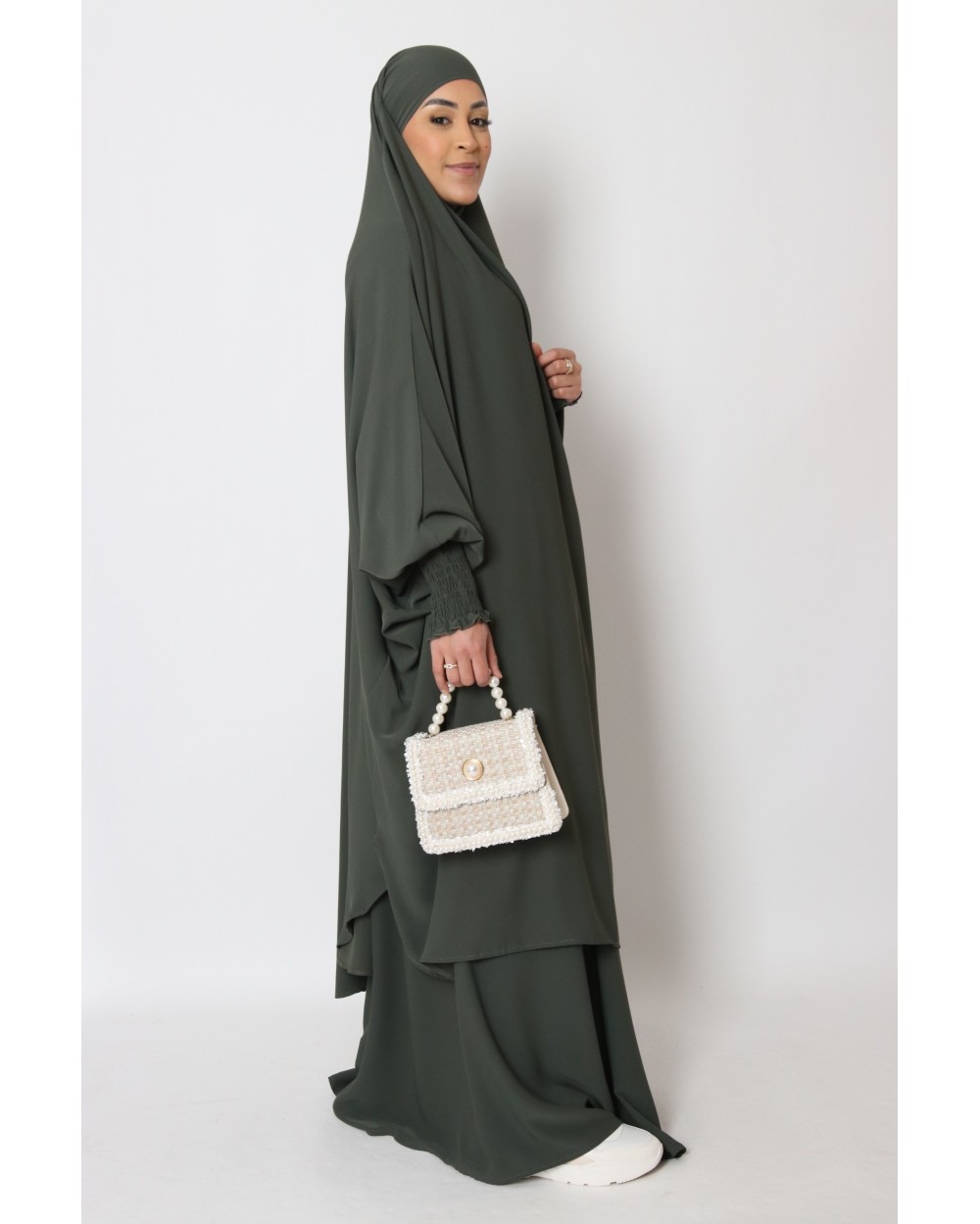 Jilbab store for the Muslim woman, cheap jilbab skirt and harem pants