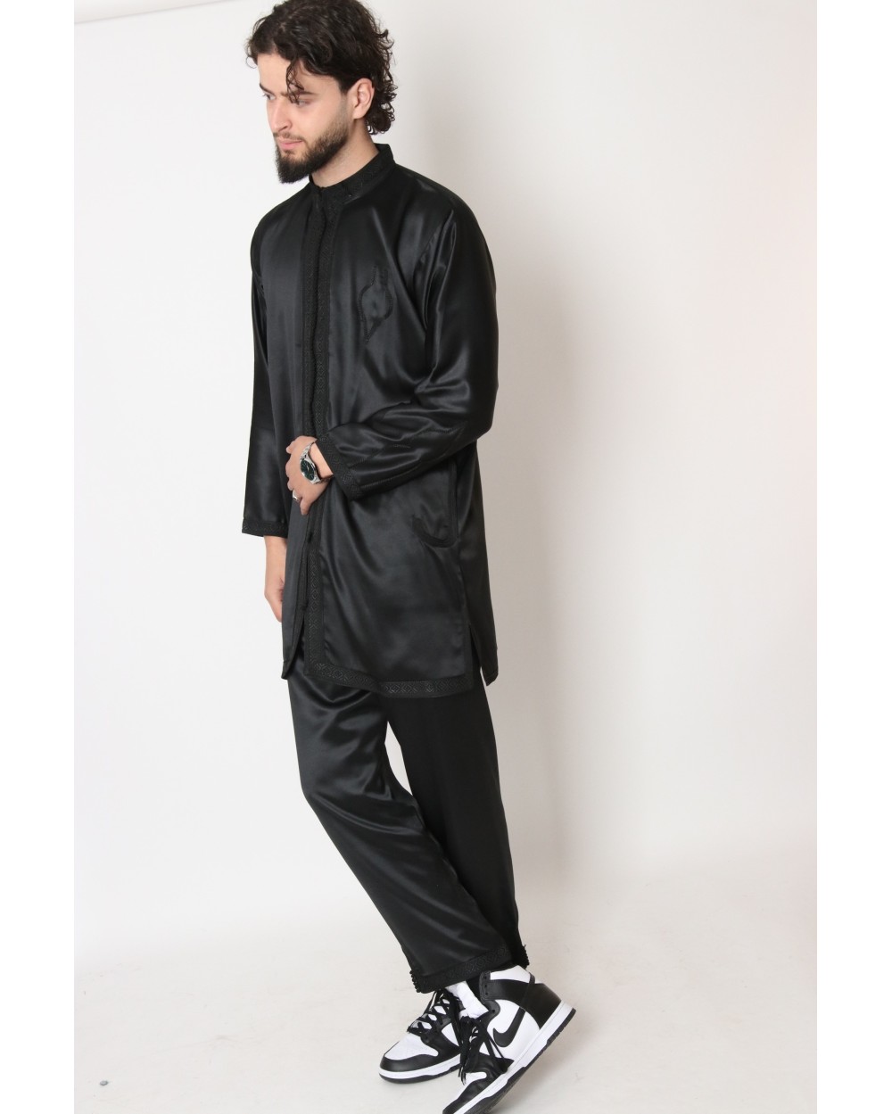 Jabador Moroccan man Black