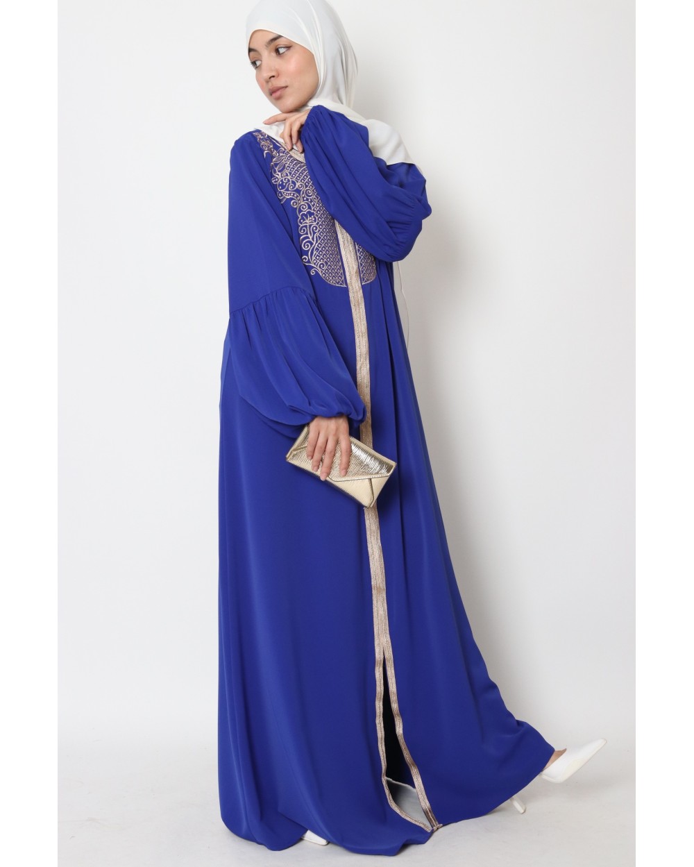 Abaya Marwa gold embroidery Oumi plastron