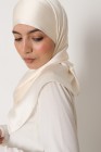 Hijab satin plissée à nouer