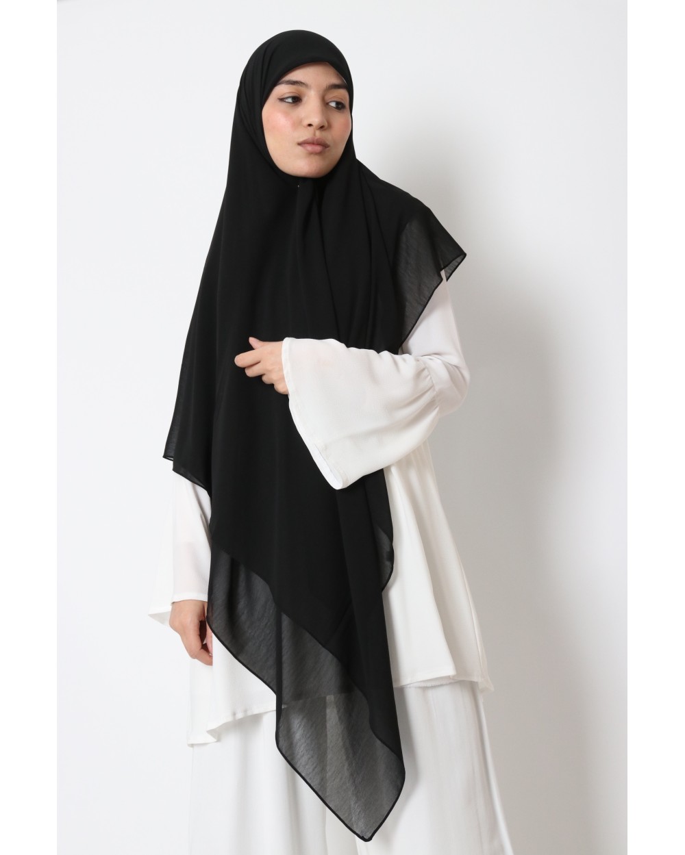 Nissa square chiffon hijab 150cm