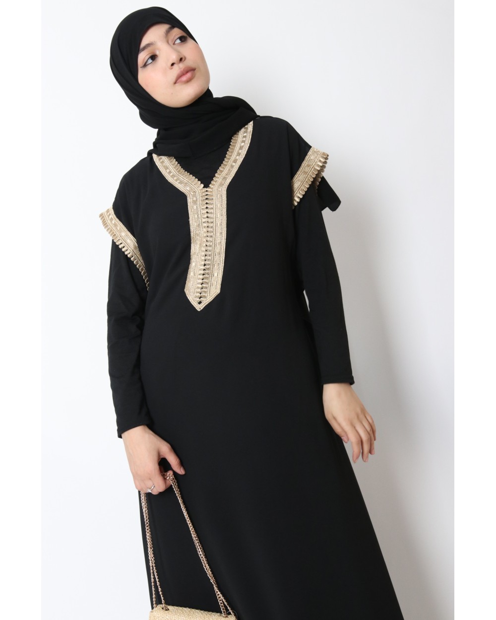 Sous robe en mousseline avec broderie et ceinture