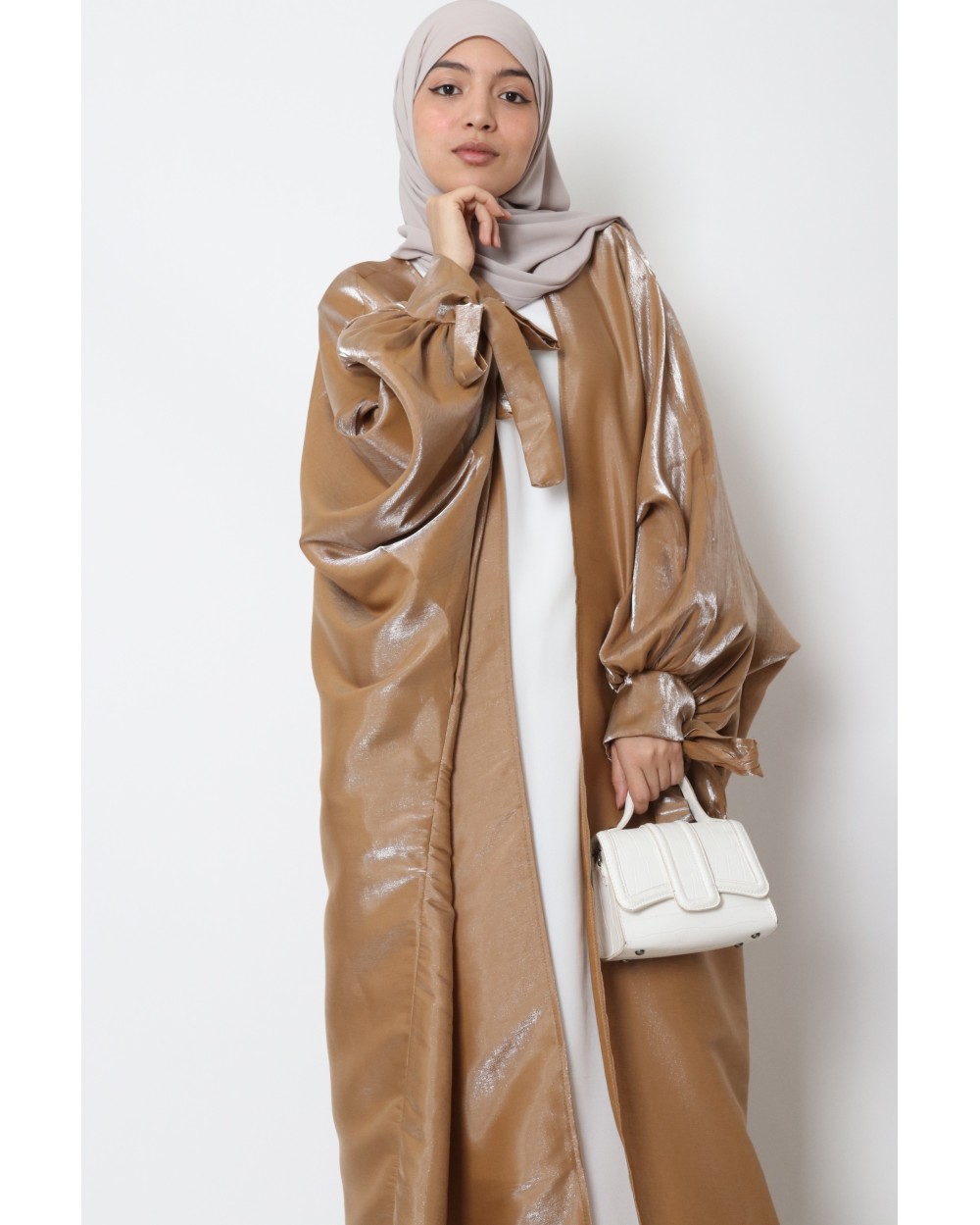 Satin oversized kimono with bow