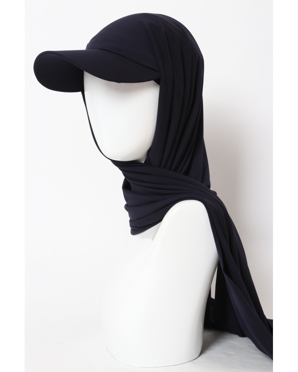 Hijab à enfiler avec casquette intégrée