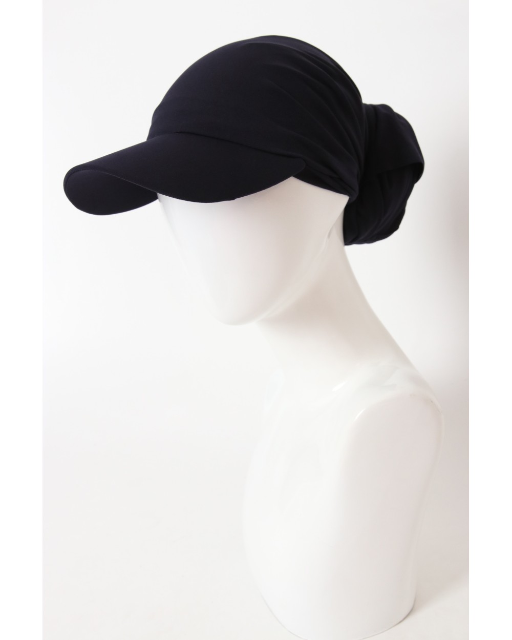 Hijab à enfiler avec casquette intégrée