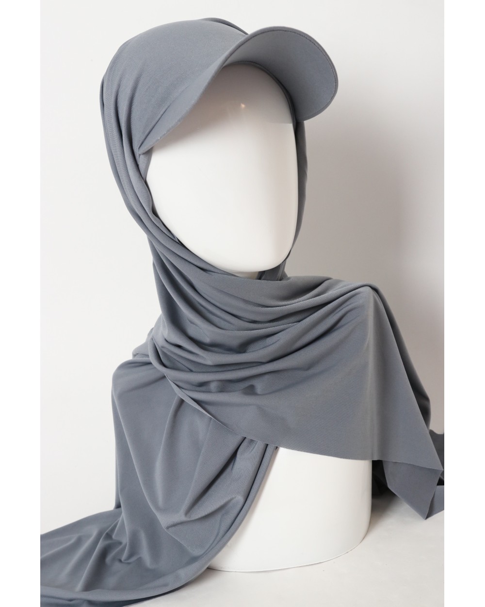 Hijab à enfiler avec casquette intégrée