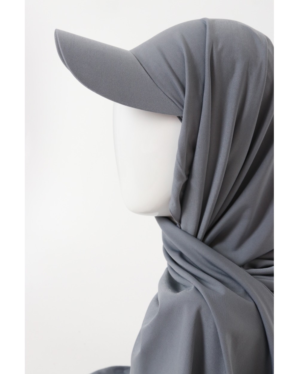 Hijab à enfiler avec casquette intégrée