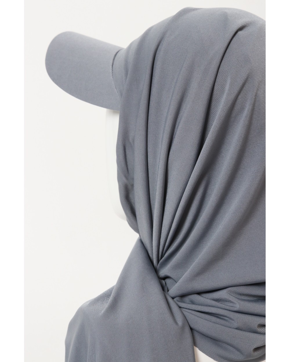 Hijab à enfiler avec casquette intégrée