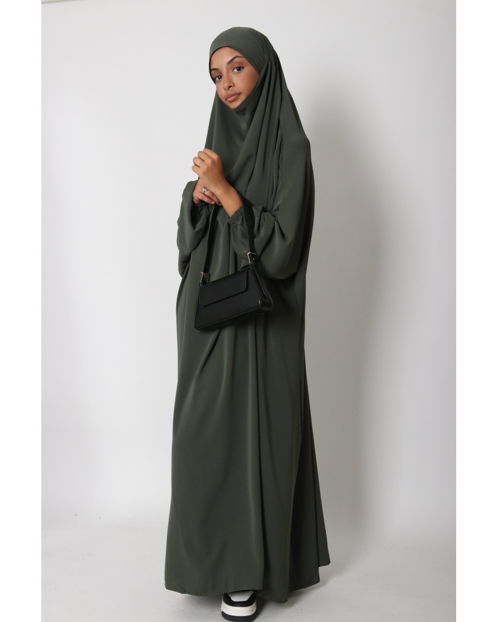 Jilbab une pièce soie de médine