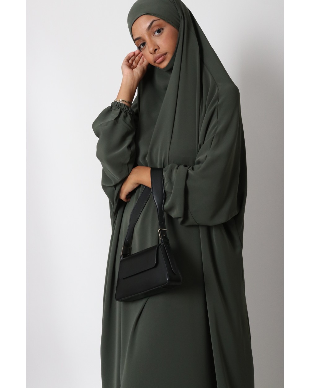 Jilbab une pièce soie de médine