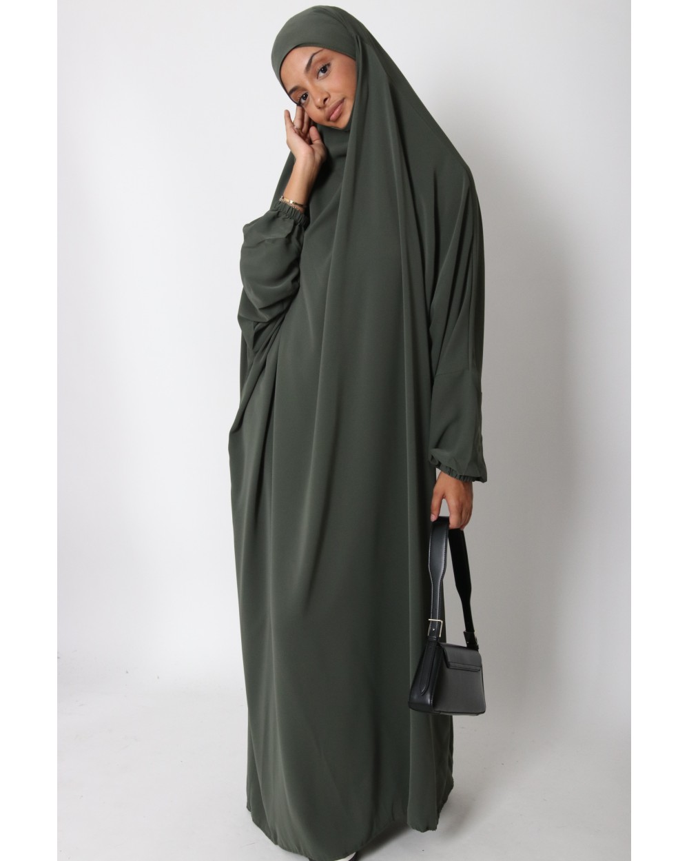 Jilbab une pièce soie de médine