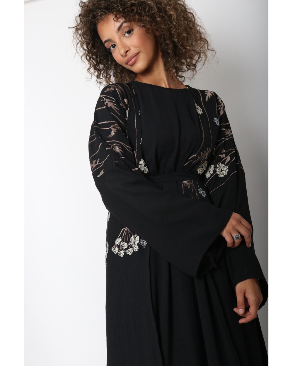 Abaya kimono brodée Wakrah