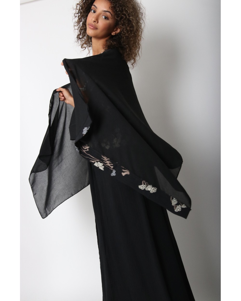 Abaya kimono brodée Wakrah