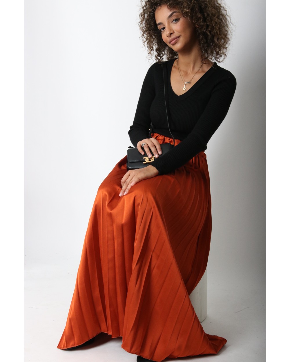 Jupe longue satinée plissée