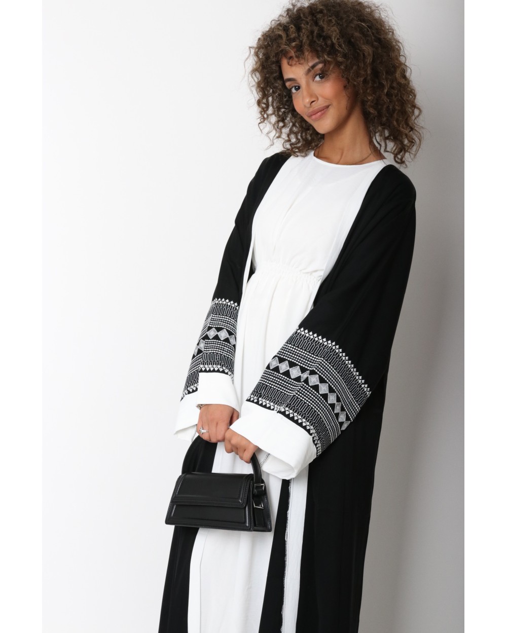 Ensemble kimono brodé Gayah