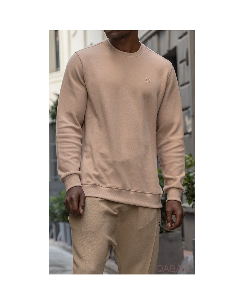 Qaba'il Round Neck Sweater