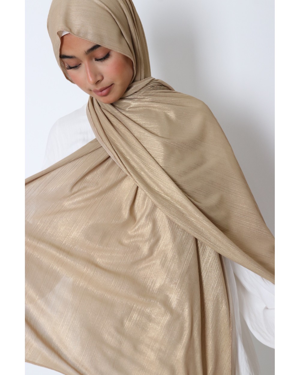 Shiny satin hijab