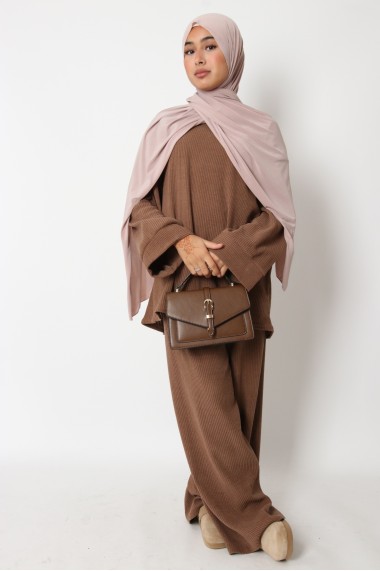 Collection Femme - Ensemble hijab avec jupe, pantalon et jogging sport