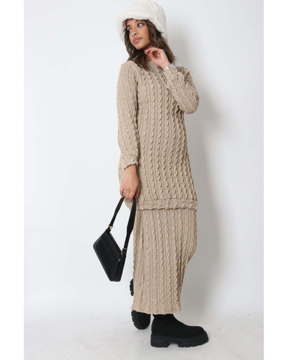 Lolla pullover and skirt set