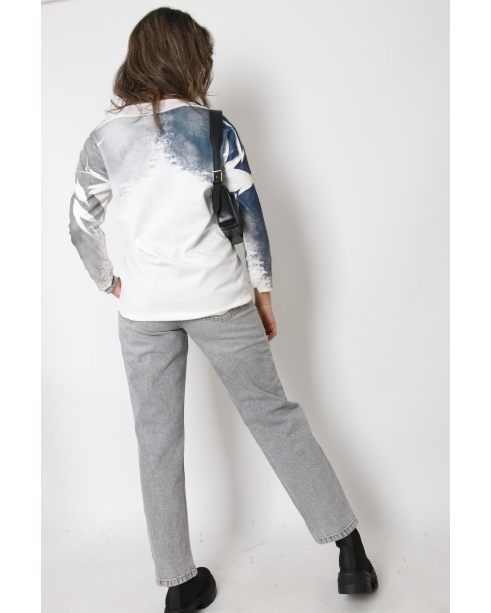 Womens long-sleeved printed t-shirt