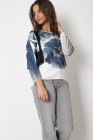 Womens long-sleeved printed t-shirt