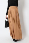 Long skirt with pockets