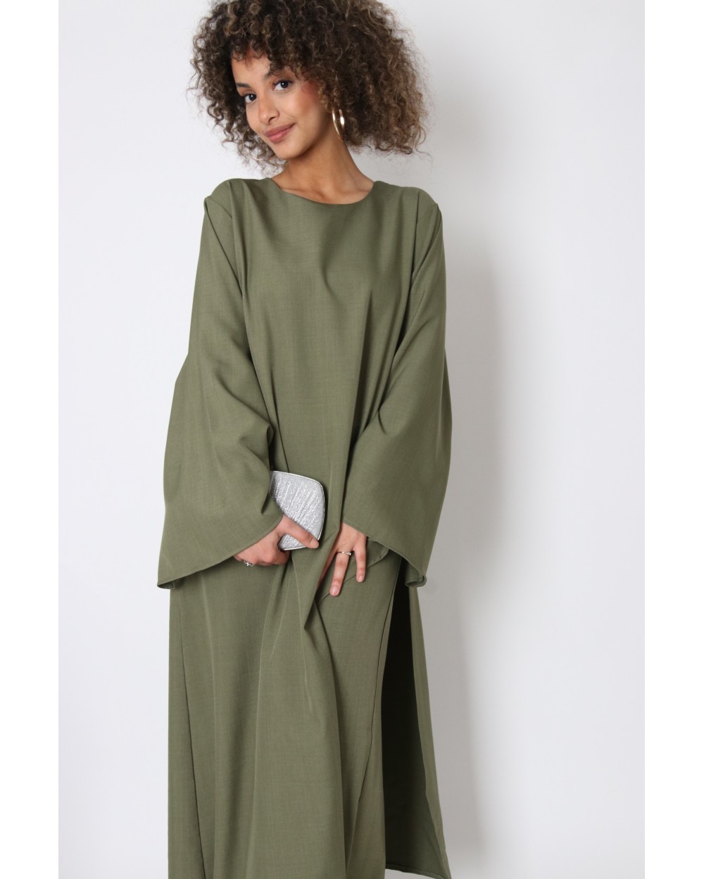 Long slit top and wide-leg pants set