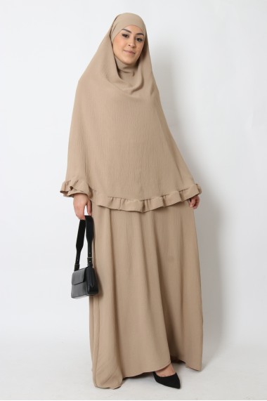 Women ruffled khimar and...