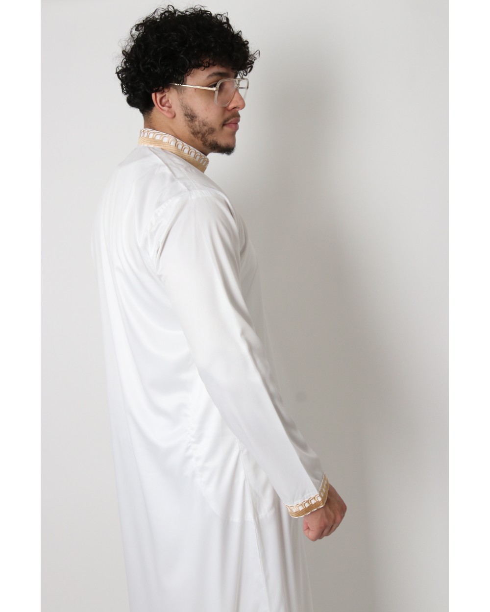 Qamis long blanc Dubai col brodé doré