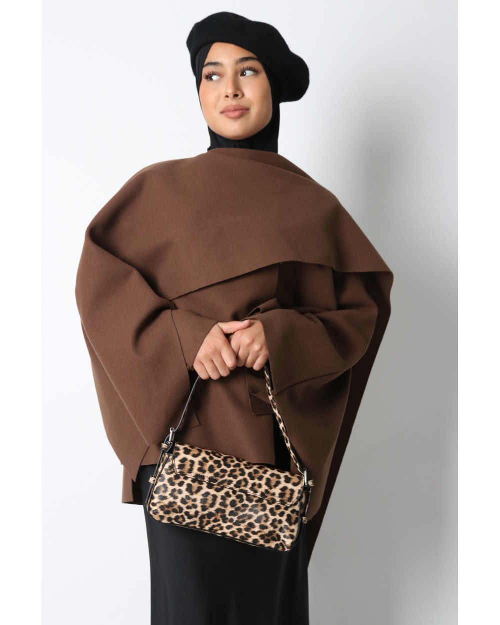 Veste cape avec écharpe