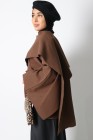 Veste cape avec écharpe